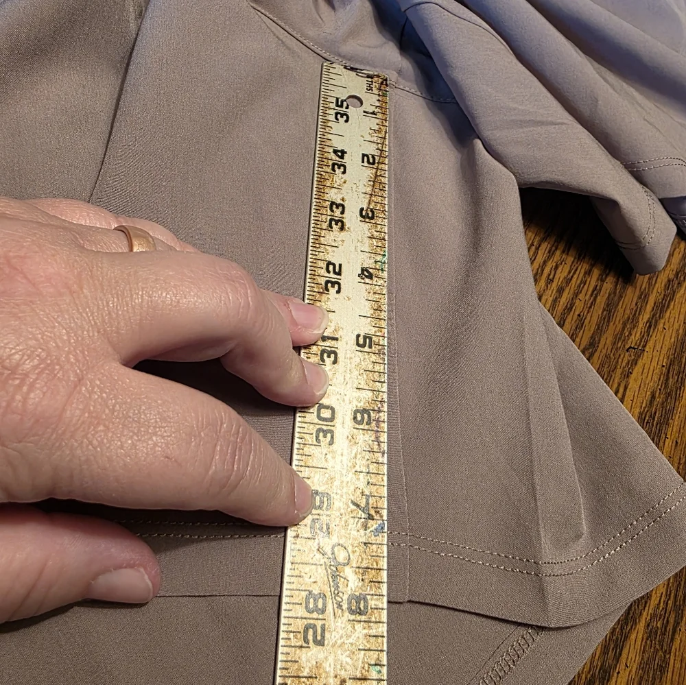 NWT Athletic Works Woven Shorts Men's Size 3XL In Taupe - Picture 11 of 12